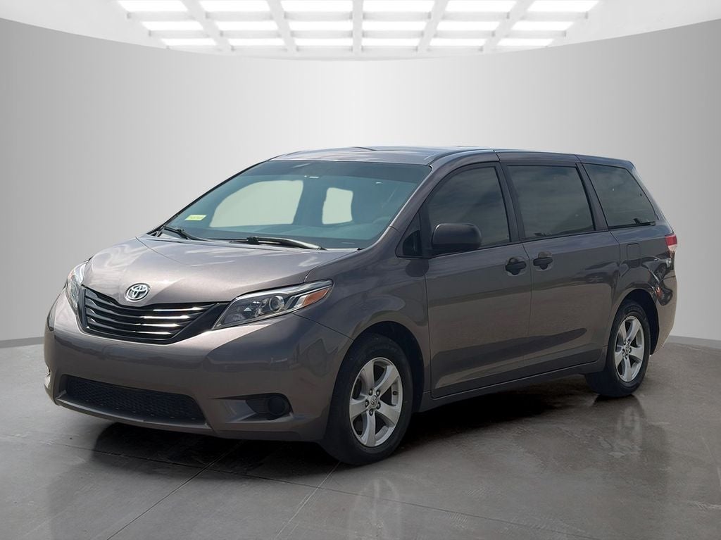2014 Toyota Sienna L 7 Passenger