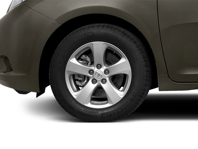 2014 Toyota Sienna L 7 Passenger
