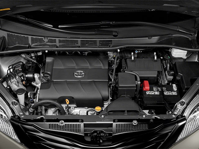 2014 Toyota Sienna L 7 Passenger