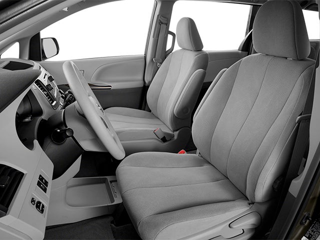 2014 Toyota Sienna L 7 Passenger