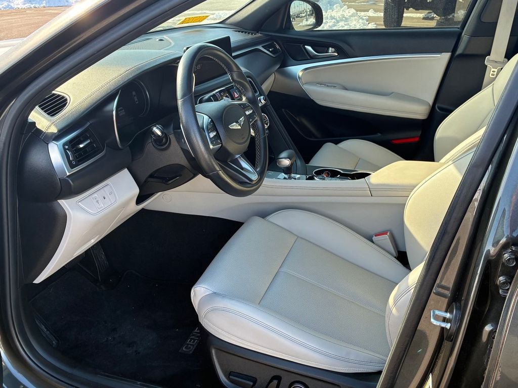 2023 Genesis G70 2.0T