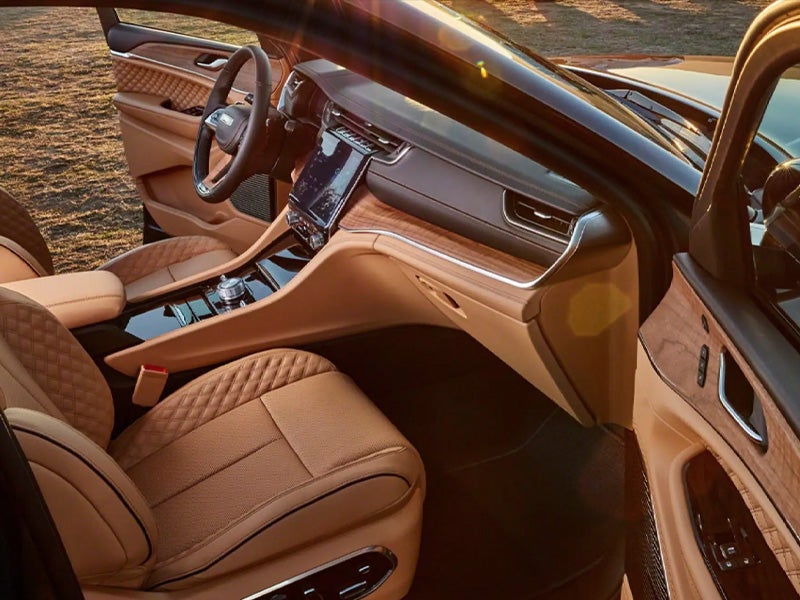 New Jeep Grand Cherokee L Interior